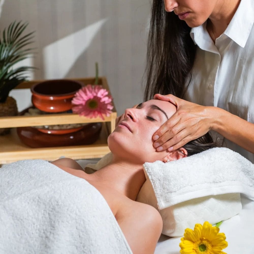 Amazônia Massage-masajes y fisioterapias-Milla de Oro-Barrio Salamanca-imagen-5
